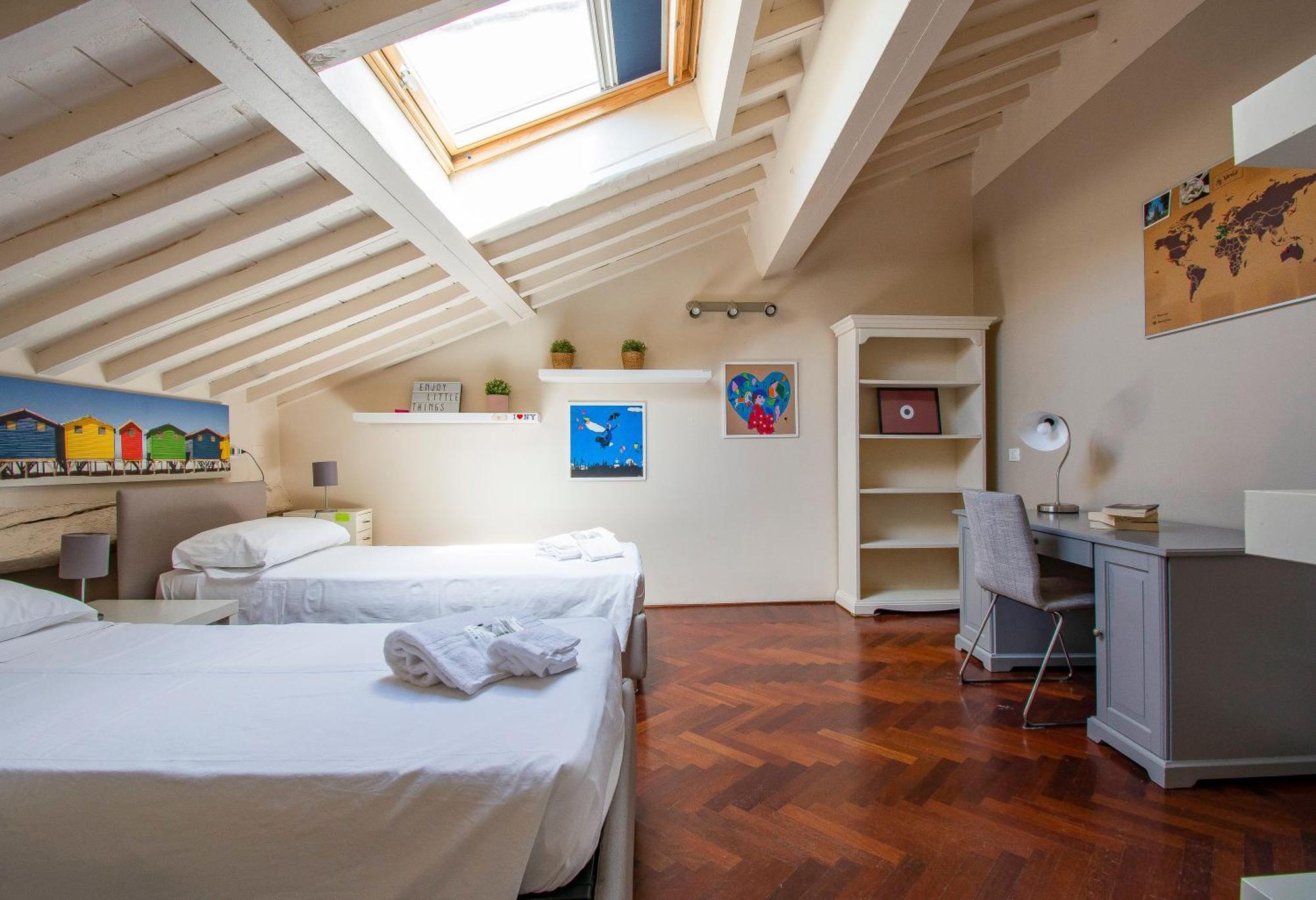 Pampurio On The Roofs Apartment ปิซา ภายนอก รูปภาพ